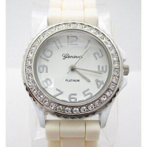 Women's Geneva Platinum Quartz WR Analog Dial Causal Round Watch (E749)
